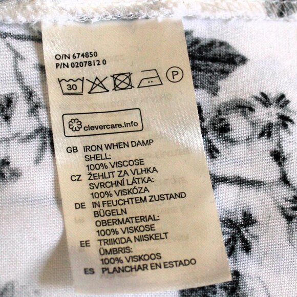 H&M Dress, Size 4 (Fits Like a 2) - Picture 9 of 9